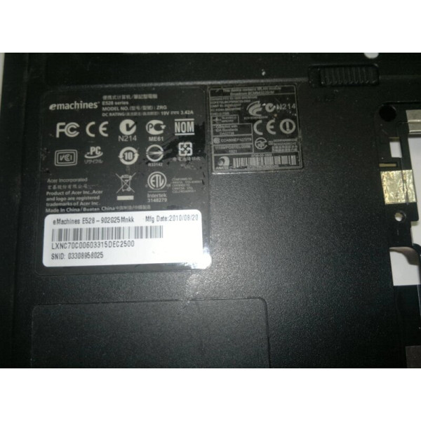 ✓ Корпус низ корпуса (корыто) eMachines E528